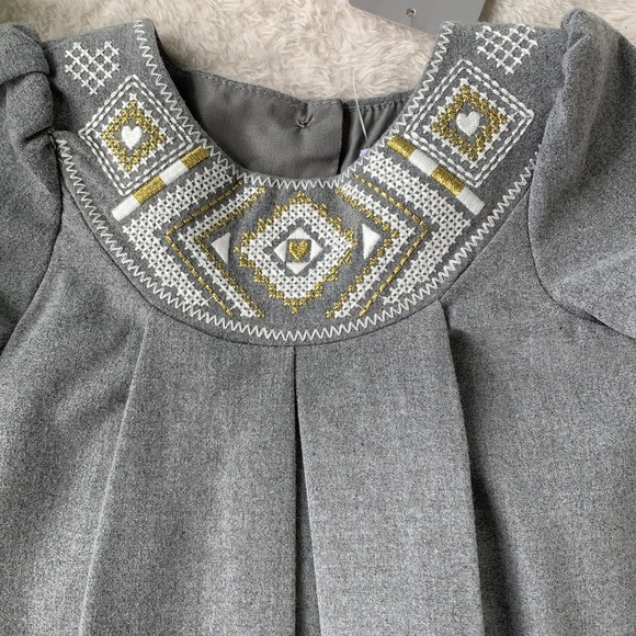 NWT Tahari Baby 3-6M Gray White & Gold Detail Dress - Picture 2 of 12